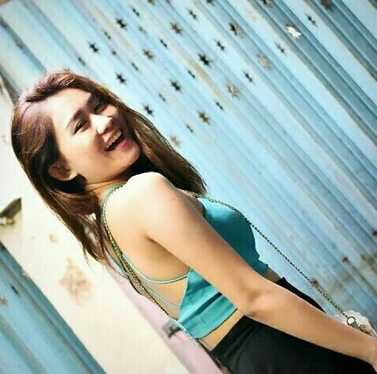 #ตะลึงหนักมาก!! อดีตดาราตลกเด็ก "น้องหยก มกจ๊ก" ตอนนี้โตเป็นสาวเเล้ว สวย และเซ็กซี่มาก อยากจะยกขันหมากไปขอ!! (ชมภาพ)