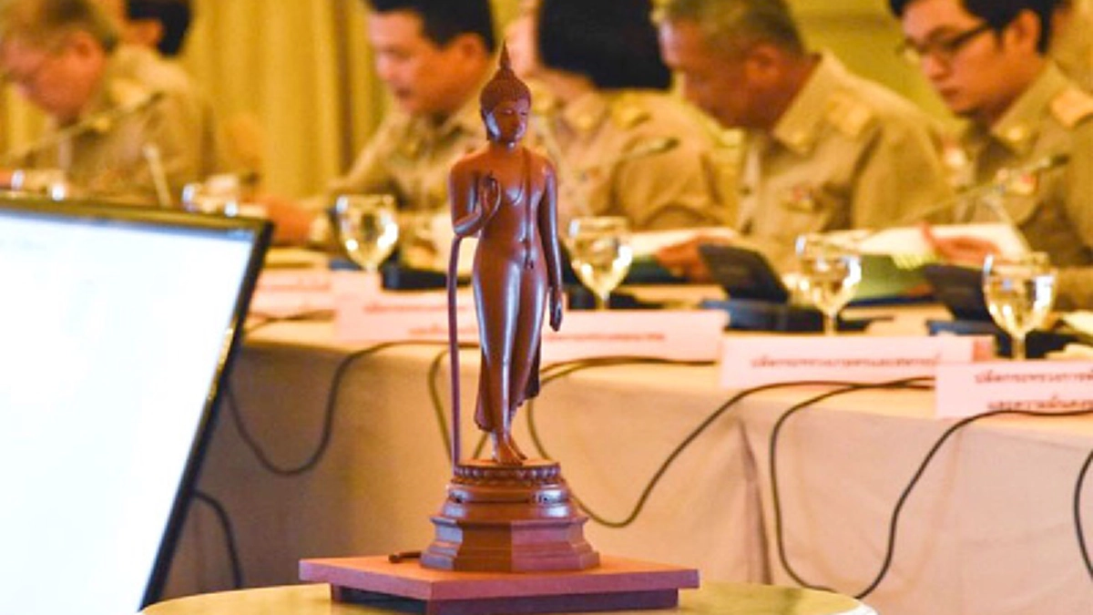 ร่วมรับเสด็จ ๑๑ สค.นี้!! สมเด็จพระเจ้าอยู่หัว ร.๑๐ เสด็จเททองหล่อ “พระสัมพุทธโคดม สิริกิติ์บรมราชินีนาถจตุราสีติวรรษมงคล” ณ วัดพระแก้ว
