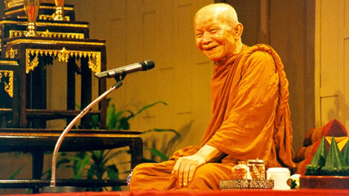 เพศสาวก ผู้ที่ได้มอบอริยะทรัพย์มหาศาล!! ที่หลวงปู่ชอบกล่าวถึงที่วัดป่าบ้านตาด รู้แล้วใครใครต้องบอกว่าต้นทางบุญของหลวงตามบัวแท้จริง