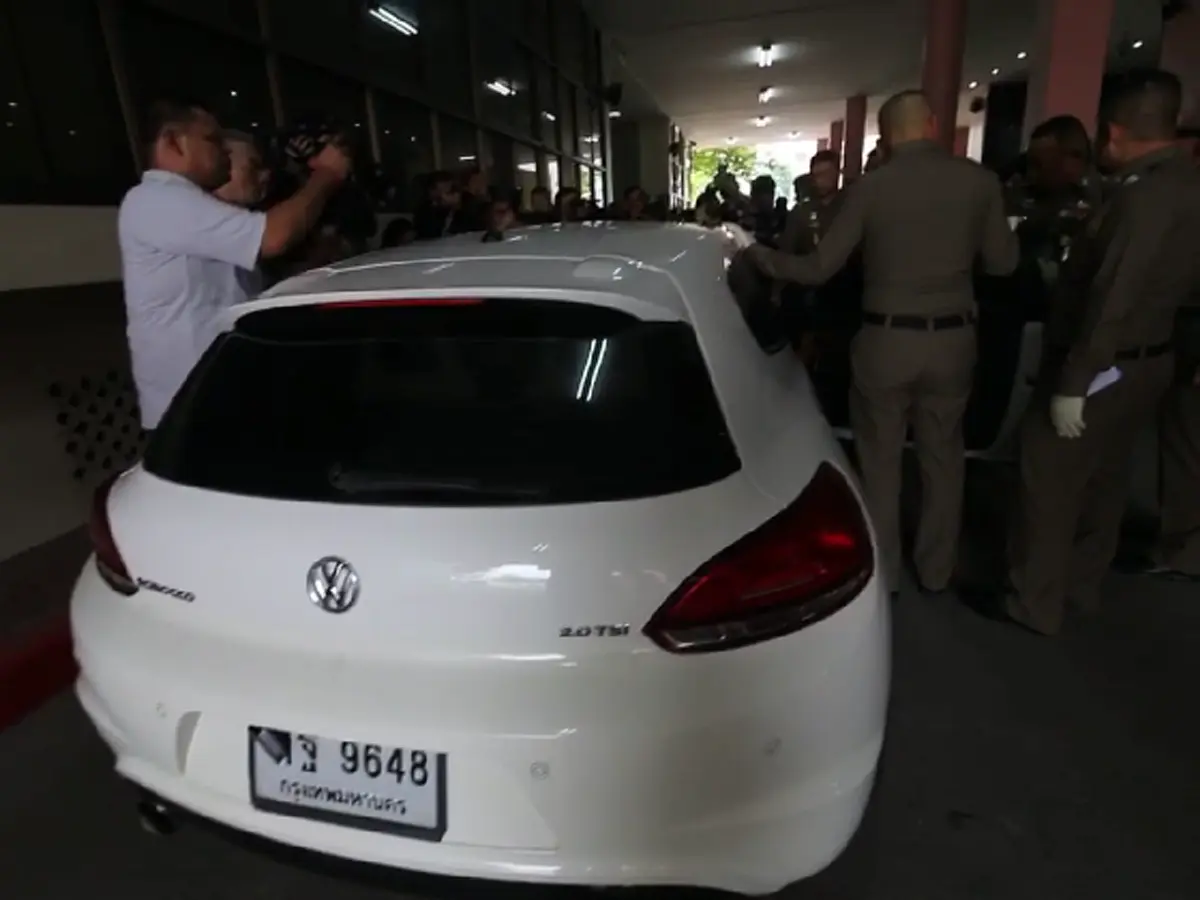 กวาดล้างให้สิ้นซาก! ทลายแก๊งซุปเปอร์คาร์ ขับรถหรูส่งยาเสพติดค่าหลายร้อยล้าน