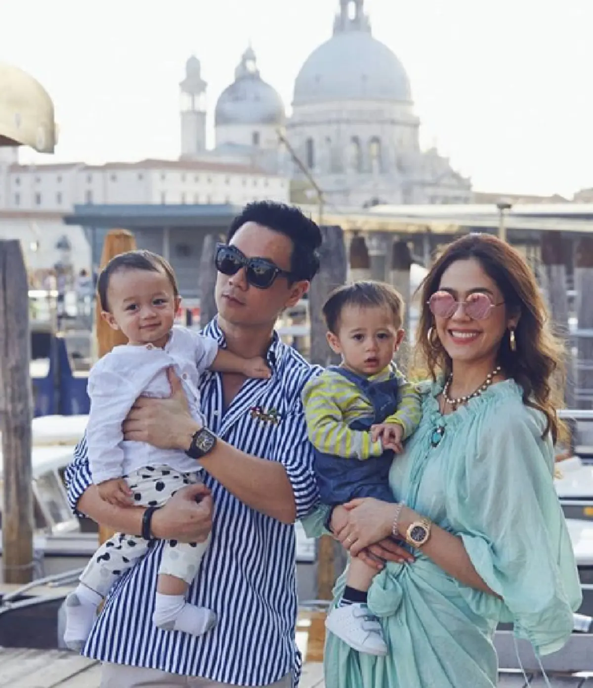 ได้ใจเต็มๆ "ชมพู่" ตอบชัดสาเหตุที่ไม่ซื้อของแพงให้ลูกแฝดใช้ รวยแค่ไหนก็ขอเลี้ยงแบบติดดิน