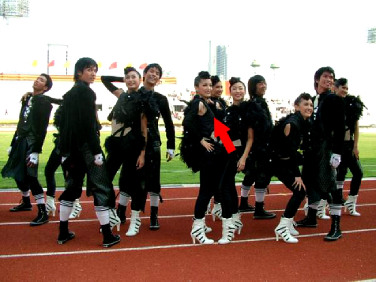 สวยสะท้านใจ!! เปิดภาพ"คุณเดียร์" อดีตผจก.ทีมชาติไทย สมัยเป็นนักศึกษา-เชียร์หลีดเดอร์  ที่น้อยคนจะเห็น??บอกได้คำเดียวว่าโดนใจชายไทยทั้งประเทศ