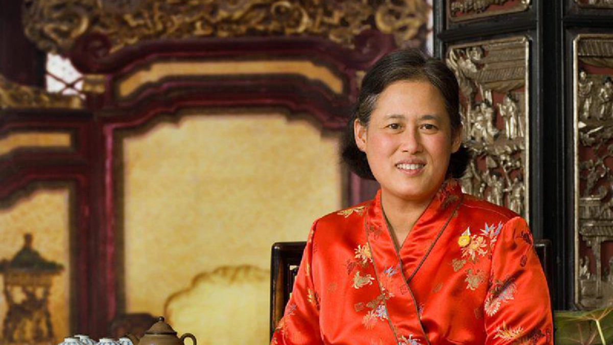 ป้าช้าง ผู้ชื่นชอบเพลง "เกลียดห้องเบอร์ ๕"ในรายการวิทยุ ๙๙.๑๐ MHz ที่แท้คือใคร รู้แล้วจะซึ้ง!!!