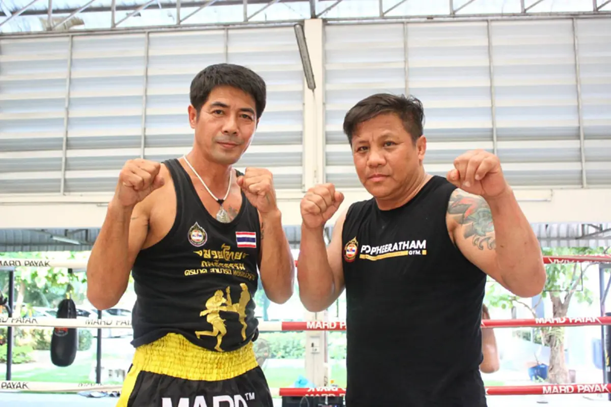 โล่ง!! "สามารถ" อดีตยอดมวยไทยคนดัง ล่าสุดอาการปลอดภัยเเล้ว ... เเพทย์เผยสาเหตุเส้นเลือดหัวใจตีบ เกิดจากสูบบุหรี่จัด (รายละเอียด)