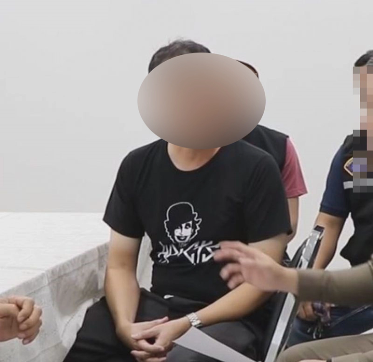 จากเพื่อนพ่อกลายเป็นผตห.โดนคุมฝากขังศาล ค้านประกันโทษหนัก ตร.งดให้ข่าวสื่อแล้ว ห่วงอนาคต น้องโยโย่