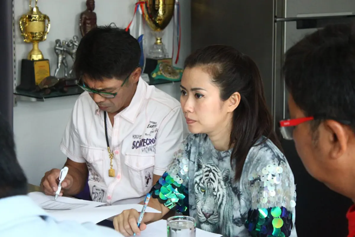 อาจเป็นเหตุผล..ของการยุบค่าย??!! "สามารถ พยัคฆ์อรุณ" เตียงหัก..รักร้าว!! เเยกทางภรรยาสาว "หญิง"วลัยทิพย์...(รายละเอียด)