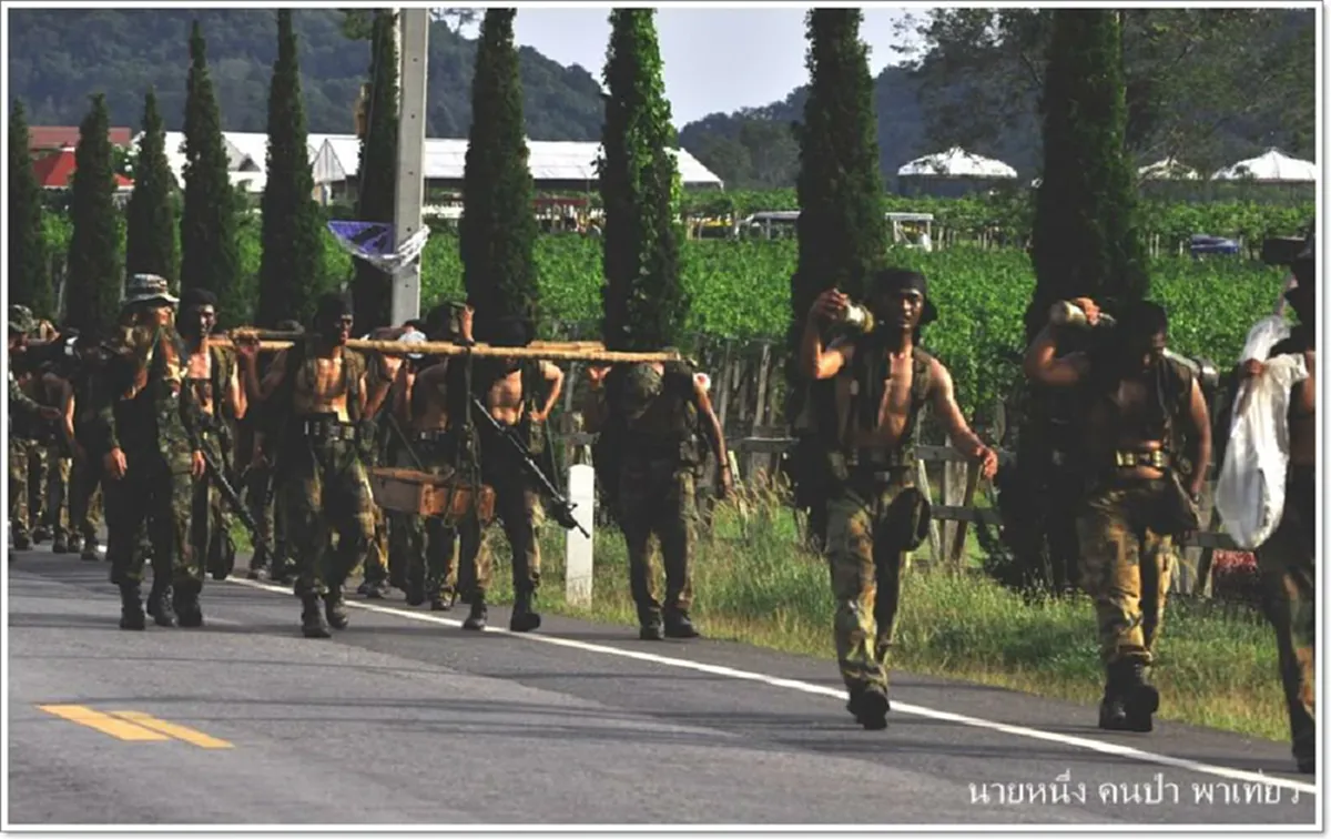 รู้ไหมว่า ??? หน่วย "SEAL" กับหน่วยรบ "RECON" แตกต่างกันยังไง !!!