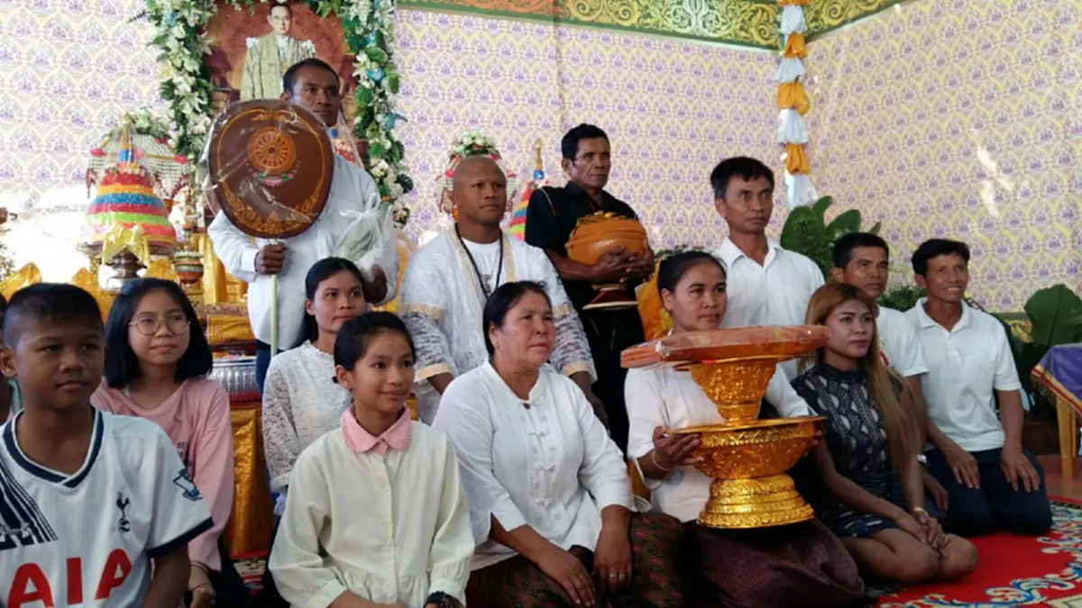 "บัวขาว" เปิดใจครั้งแรก หลังเข้าพิธีอุปสมบทเพื่อถวายเป็นพระราชกุศล ในหลวง ร.9 (มีคลิป)