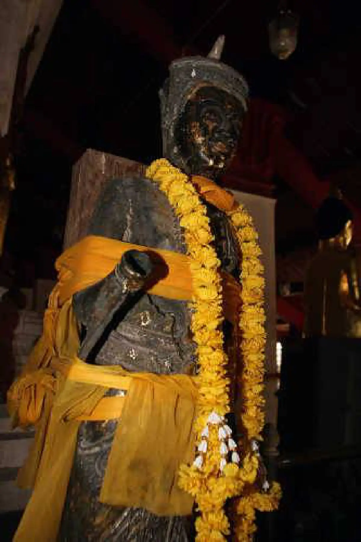 เหลือเชื่อที่สุด !!! เปิดตำนาน "พระเจ้าชู้" แห่ง "เมืองคอน" เรื่องราวลี้ลับ ที่น้อยคนที่จะรู้ !!!