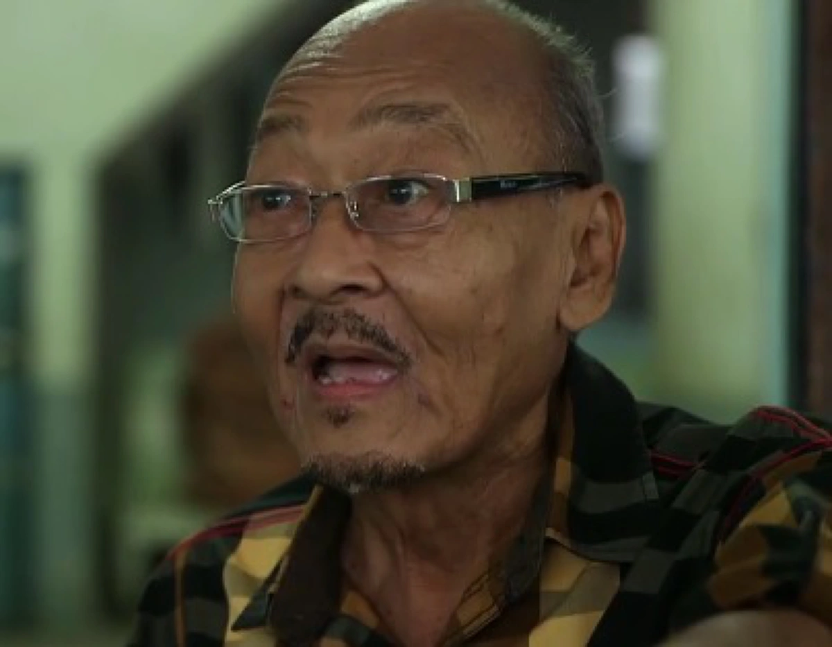 ฟังอีกมุม !!! ฝ่ายหมอขอพูดบ้าง ดราม่าโซเชียลฯ ลุงวัย70ปี ด่าแพทย์-พยาบาลลั่นโรงพยาบาล เหตุไล่ไปรักษาที่อื่น ลั่นหมอก็คน งานก็หนัก !? (คลิป)