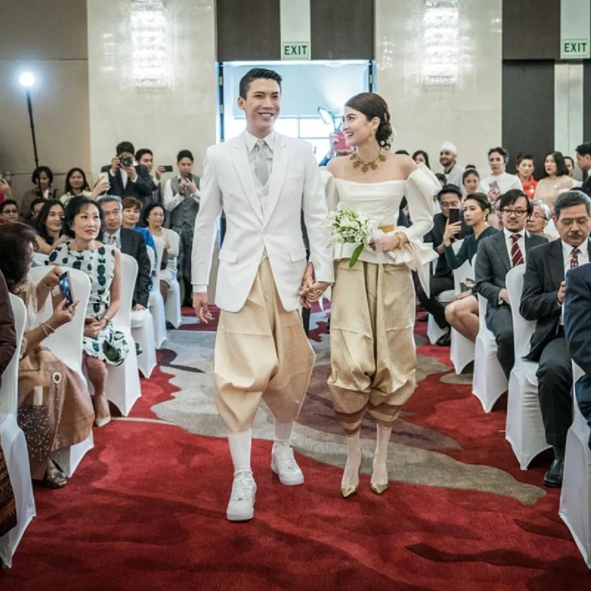 ***แต้มบุญสูง !!! "มาร์กี้ ราศรี" กับ 12 เรื่องชีวิตดี๊ดี ที่เป็นมากกว่านางเอกสาวคนดัง งานนี้ผู้หญิงทั้งประเทศต้องอิจฉาบอกเลย !?