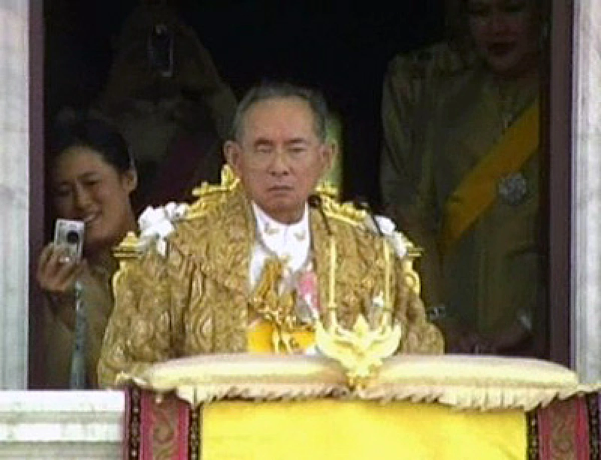 สมเด็จพระเทพฯ ตรัสเล่า !!! ..."พ่อดุเรา"... !!! ภาพเหตุการณ์ที่ยังตราตรึงอยู่ในดวงใจพสกนิกรชาวไทยทั่วหล้า !!!