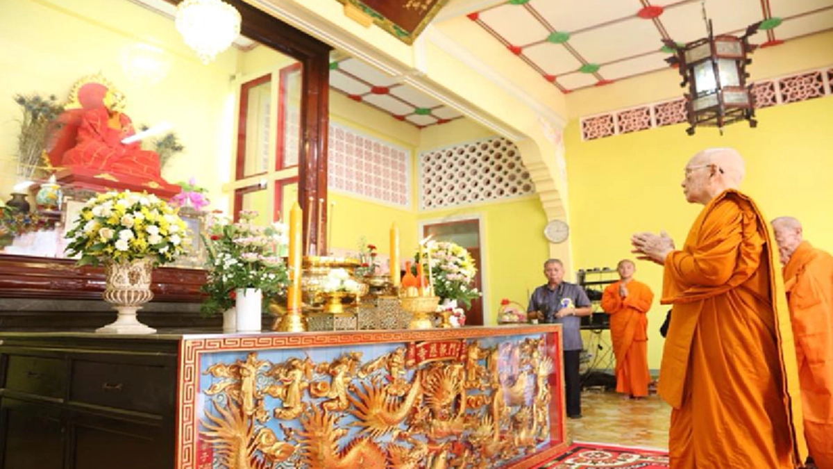 ๓๑ ปีวันมรณภาพ พระอาจารย์โพธิ์แจ้ง พระอาจารย์ใหญ่คณะสงฆ์จีน ละสังขารแล้วไม่เน่า สมเด็จพระสังฆราชฯ ทรงเสด็จร่วมบำเพ็ญกุศลทักษิณาประทาน