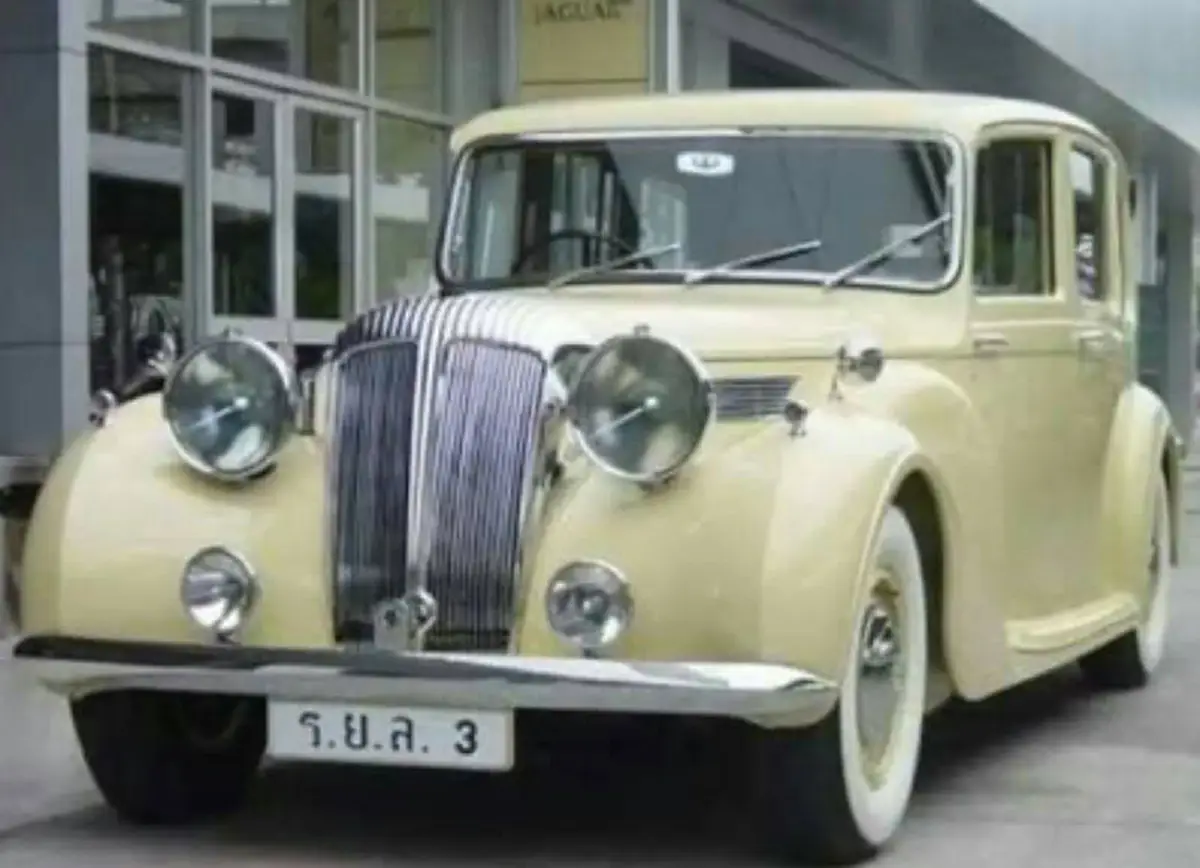 รถยนต์โรลส์-รอยซ์ แฟนทอม สำหรับพระราชวงศ์