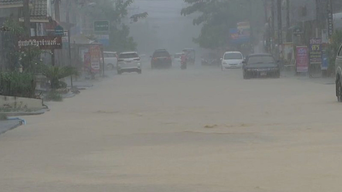 จับตาพายุ 2 ลูก “บารีจัต” จ่อขึ้นเกาะไหหลำจีน 13-18 ก.ย. ทั่วไทยฝนตกหนัก