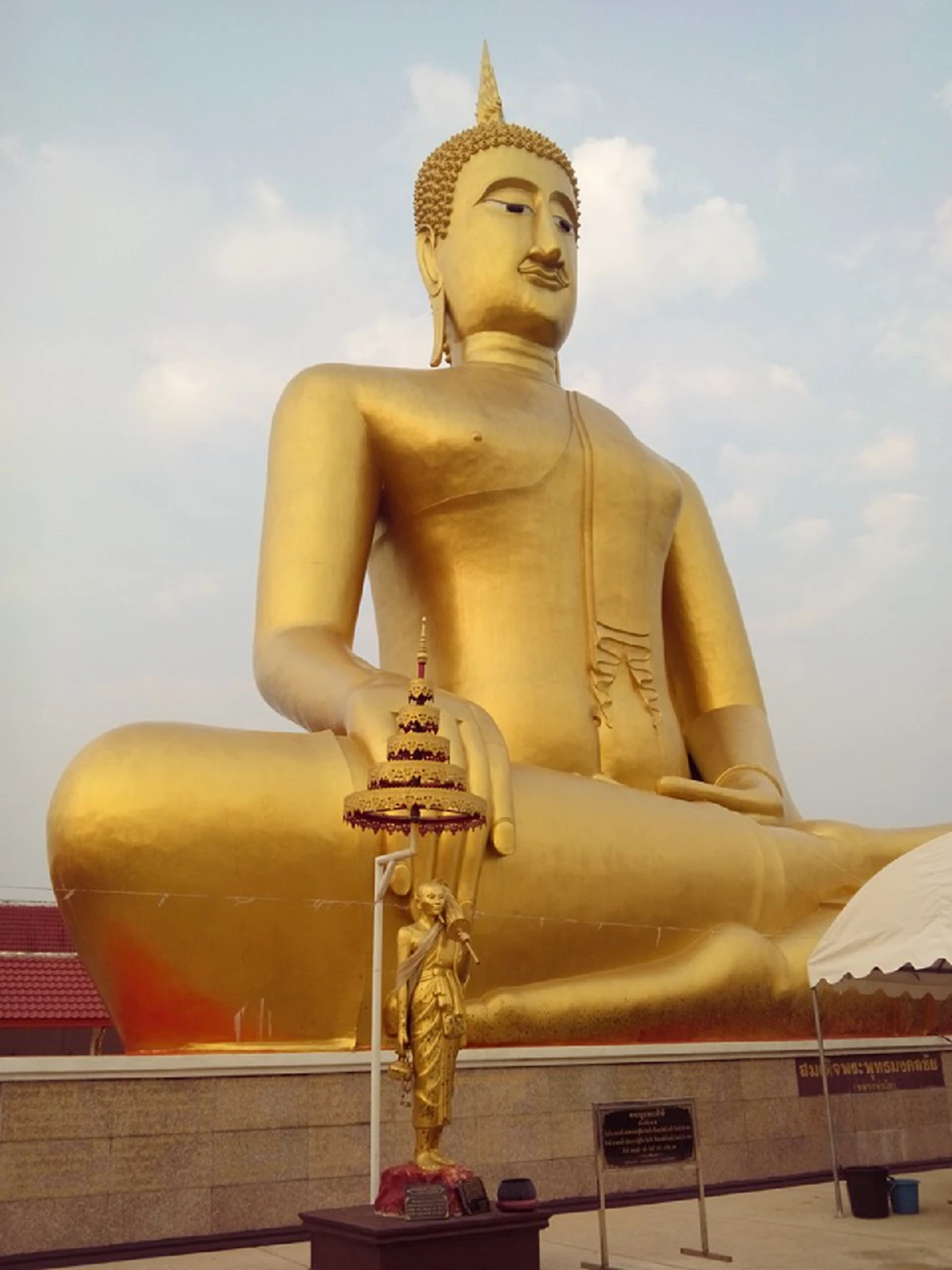 พระสาวกผู้มีฤทธิ์เป็นเลิศ ... กราบไหว้ขอพร พระโมคคัลลาเก่าแก่ ที่นนทบุรี หนุนดวงชะตาให้ก้าวหน้าอย่างอัศจรรย์