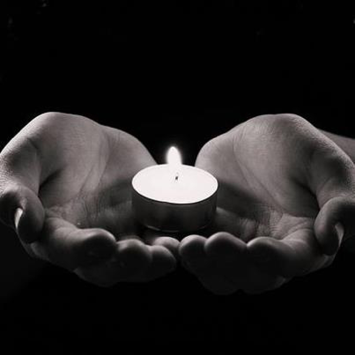 อานุภาพครอบจักรวาล!! เปิดความหมายของ "ยันต์ห้าแถว" และข้อปฏิบัติเมื่อสักแล้ว เผย..ทำไมบุคคลที่มีชื่อเสียงถึงนิยมสักกันอย่างมาก น้อยคนจะรู้!!