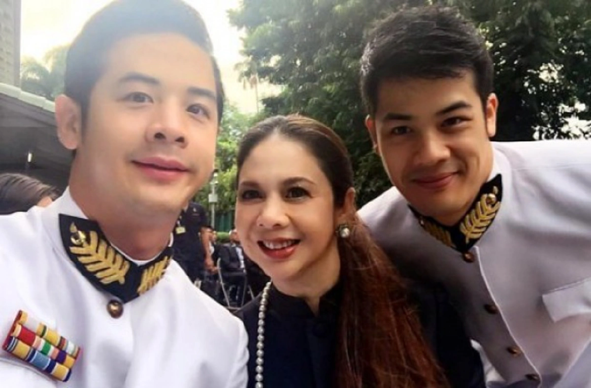 น้อยคนที่จะรู้ !! แท้จริงแล้ว  นักแสดงหนุ่ม "เป๋า วฤธ"  คือพระนัดดาของ พระเจ้าวรวงศ์เธอ พระองค์เจ้าโสมสวลี พระวรราชาทินัดดามาตุ