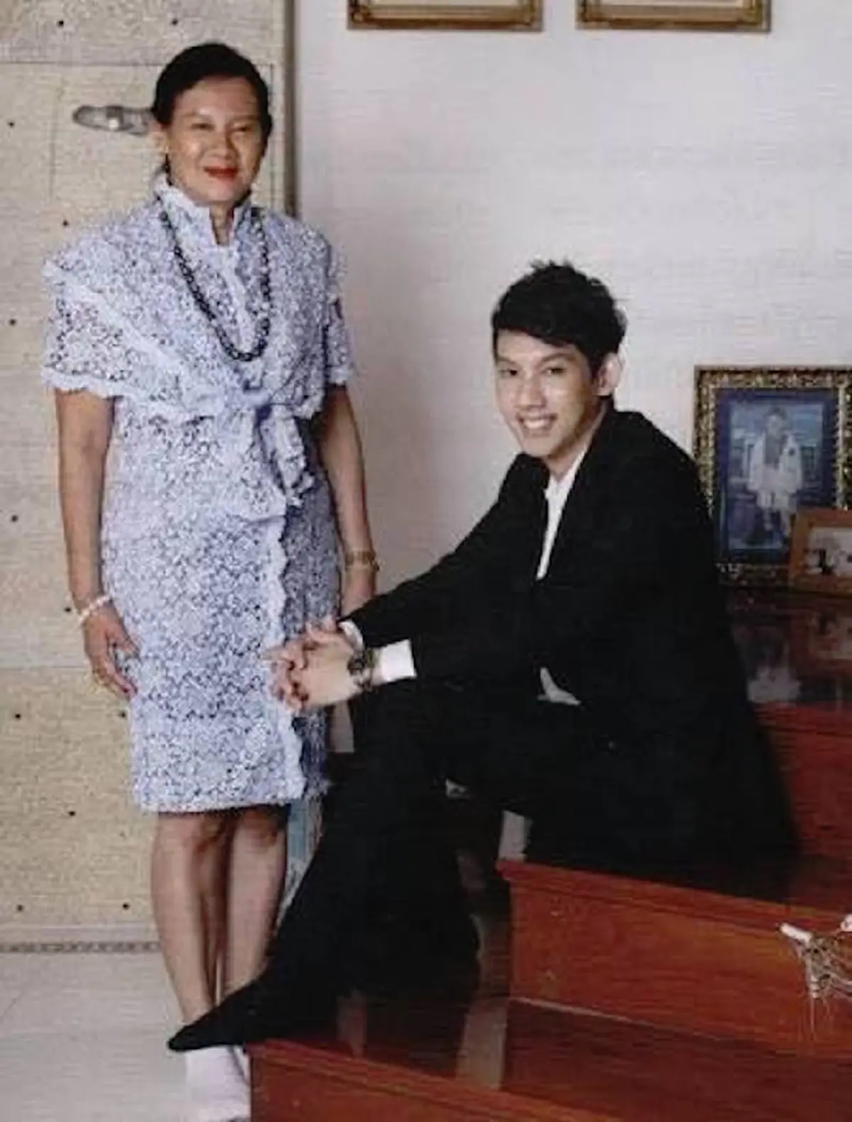 ภริยา "ชวน หลีกภัย" เหลืออด บ่นดังๆบ้านคนนะไม่ใช่บ้านหมา เจอพวกมักง่ายทิ้งขยะกลิ่นสุดเน่า