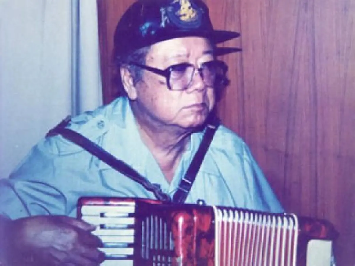 เพลงผีบอก! ครูสง่าเผย “น้ำตาแสงใต้” แต่งเพลงจบเพราะมีผีมาเล่นดนตรีให้ฟัง ที่มาขนหัวลุกของบทเพลงอมตะหวานปนเศร้า!