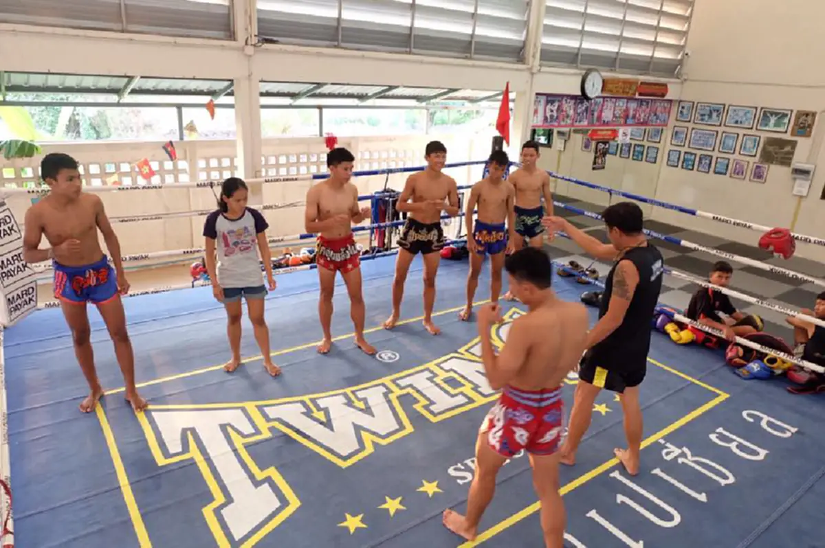 อาจเป็นเหตุผล..ของการยุบค่าย??!! "สามารถ พยัคฆ์อรุณ" เตียงหัก..รักร้าว!! เเยกทางภรรยาสาว "หญิง"วลัยทิพย์...(รายละเอียด)