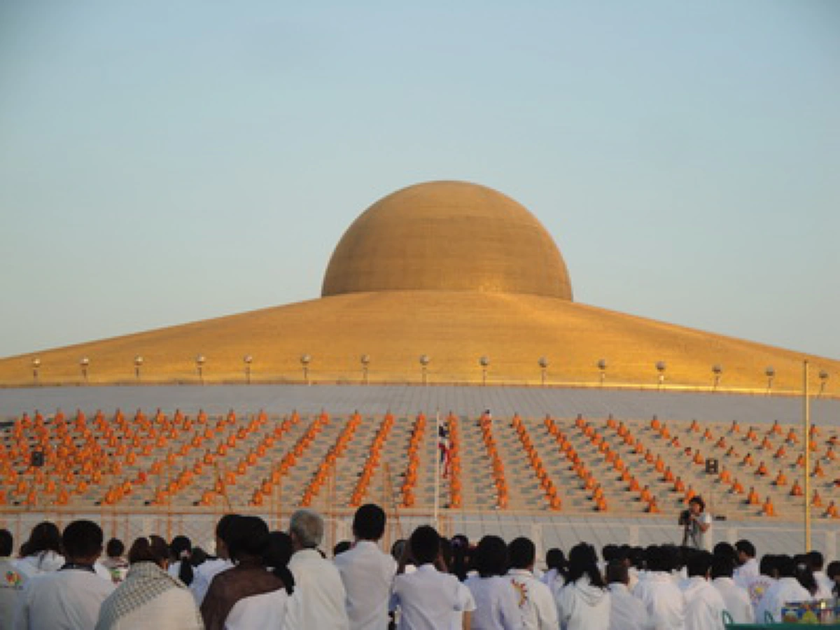 หลักฐานโผล่สื่อ!!! แชร์สนั่นภาพจยย.วินแห่รับจ้างขนเสบียงส่งช่องลับวัดธรรมกาย รายได้สุดงามค่าบริการเที่ยวละ 600 บาท ??