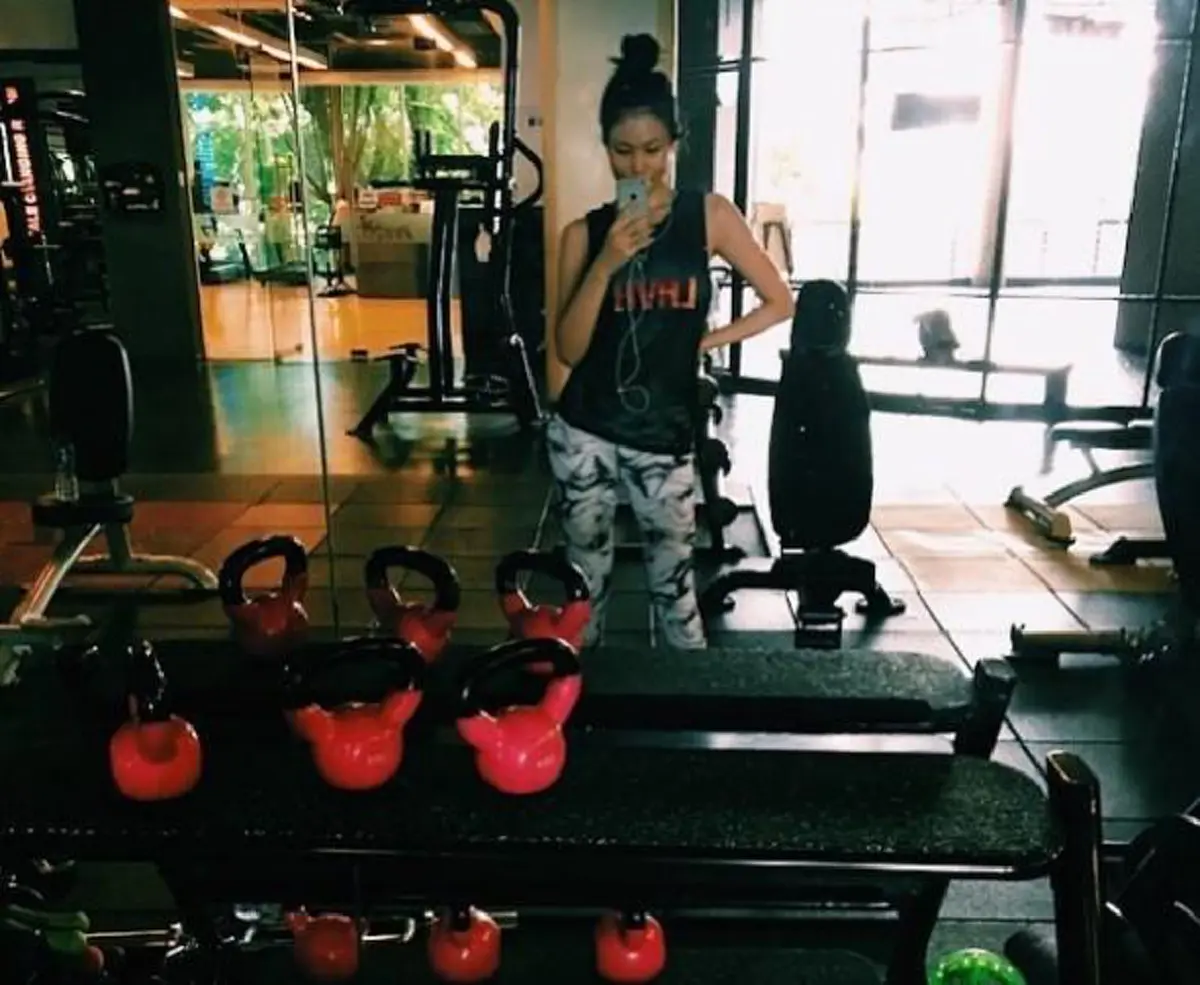 #กว่ามงจะลงไม่ใช่เรื่องง่าย!! เปิดประวัติ "นิ้ง โศภิดา" มิสยูนิเวิร์สไทยแลนด์ 2018 ดีกรีไม่ธรรมดา เข้าใจเลย ทำไมเธอถึงชนะใจกรรมการ !! (คลิป)