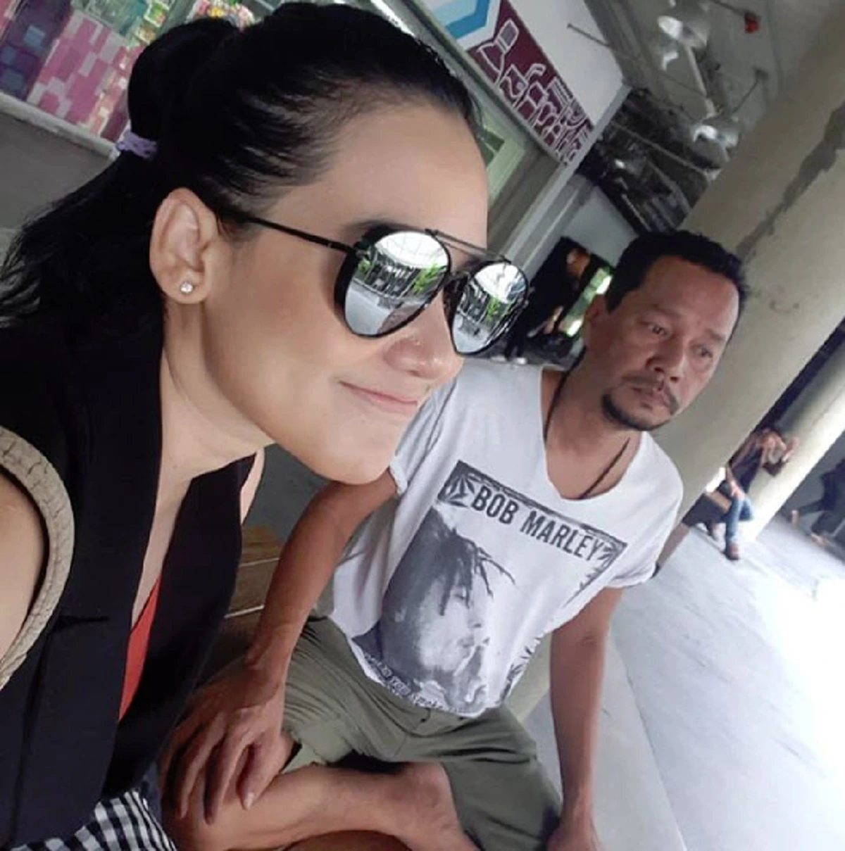 น้องเมียแฉยับ คอมเม้นต์เดือดรูป"เท่ง"พาสาวปีนกำแพง !