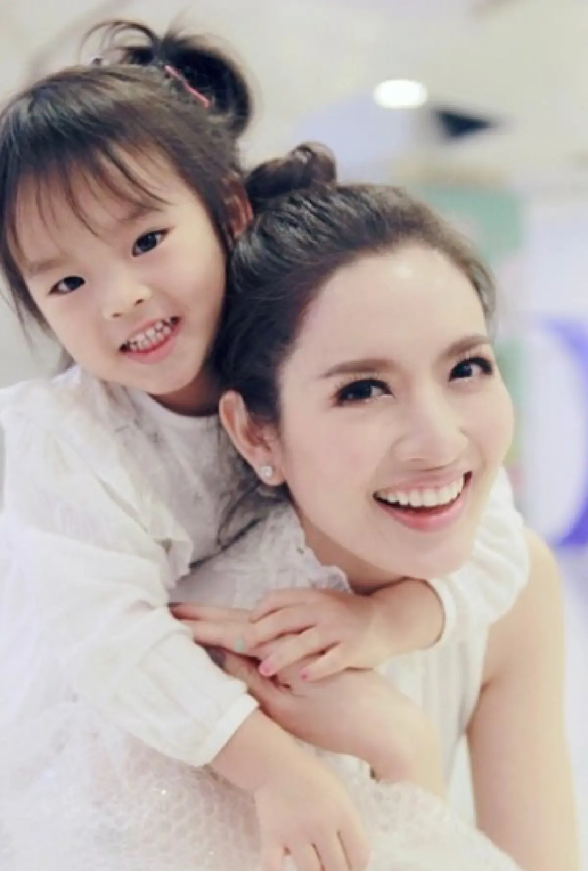 แฟนคลับมีเฮ!!! "แอฟ ทักษอร" เผยข่าวดี หลังหยุดเล่นละครไป 6 ปี ล่าสุดๆ..เตรียมหวนคืนจอ ทวงบัลลังก์นางเอกเจ้าน้ำตา!?