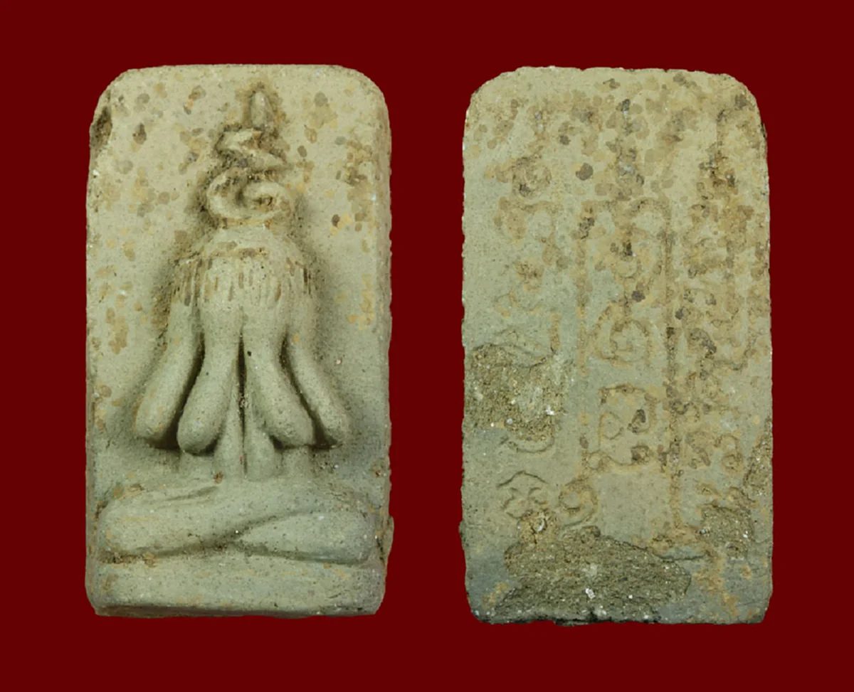 พระผงกระดูกผี หลวงพ่อเจิม วัดหอยราก พระดีของแรงทางใต้ ผสมเถ้ากระดูกผี๗ป่าช้าของคนตายวันเสาร์เผาวันอังคาร คุ้มครองดีนักแล.