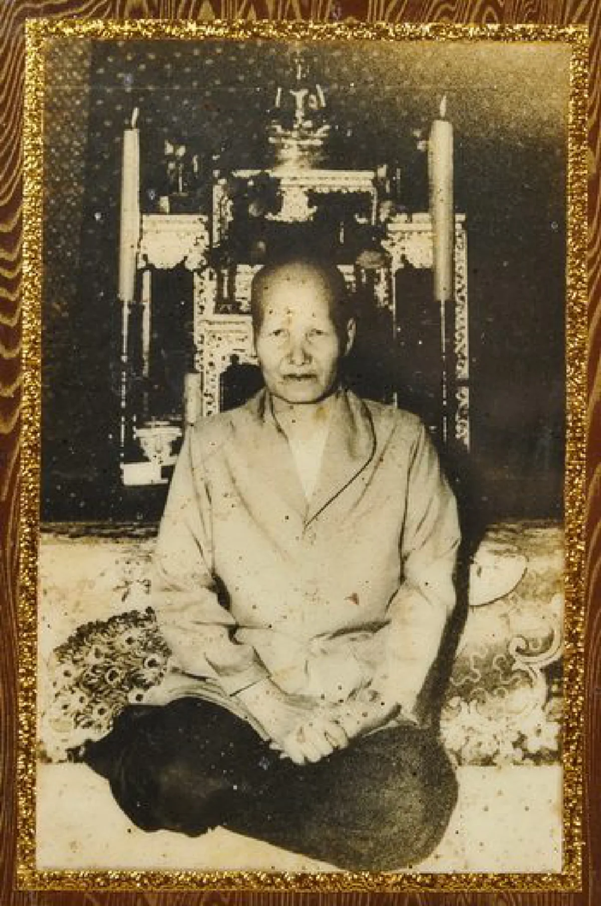 สุดเหลือเชื่อ!! "ฝนตกไม่เปียก" เรื่องเล่าปาฏิหาริย์ อำนาจทิพย์ "แม่ชีบุญเรือน โตงบุญเติม" ผู้มีพลังจิตมหัศจรรย์ น่าทึ่งสุดๆ !!