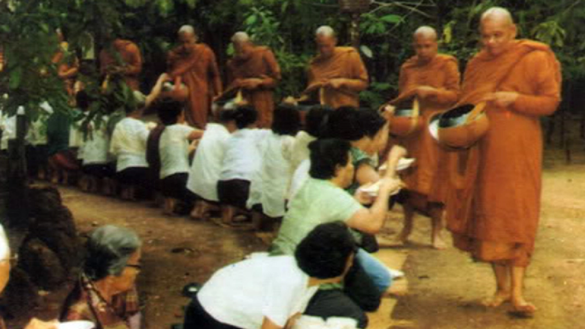 "ชาติหน้ามีจริงหรือไม่?" ถ้าบอกว่ามีจริง เชื่อก็โง่" อยากรู้ทำไมหลวงปู่ชาตอบเช่นนั้นมาอ่านดู!!!