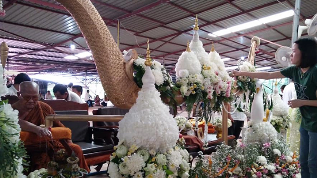 ขอน้อมจิต สักการะอริยสงฆ์ในวาระครบ  ๗๙ปี วันเกิด หลวงปู่ทองคำ!!!พร้อมร่วมพิธีรับของประทานจากสมเด็จพระสังฆราช