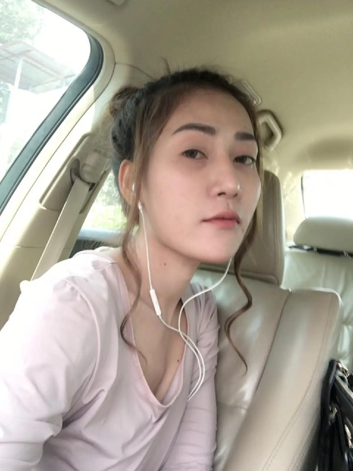 ศัลยกรรมก็เอาไม่อยู่ !! นี่หรือคือโฉมหน้า  "จั๊กจั่น วันวิสา" หลังทุบหน้าใหม่ เห็นภาพปัจจุบันแล้ว หลายคนยังช็อคตาค้าง