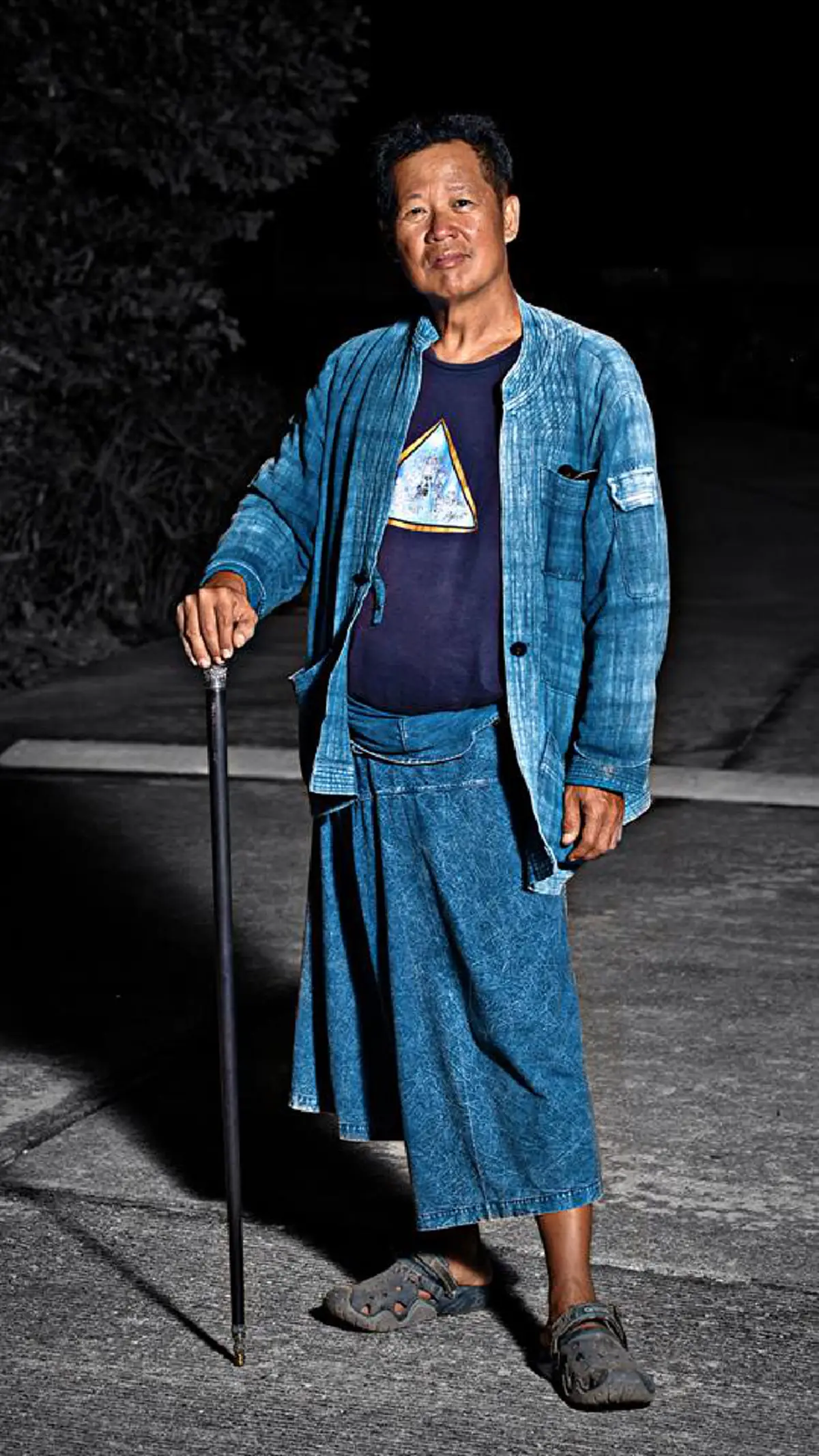 *ส่องภาพปัจจุบัน!!! ภรรยาและลูกชายคนเดียว ของ "อ.เฉลิมชัย" ศิลปินแห่งชาติ!!! (ชมคลิป)