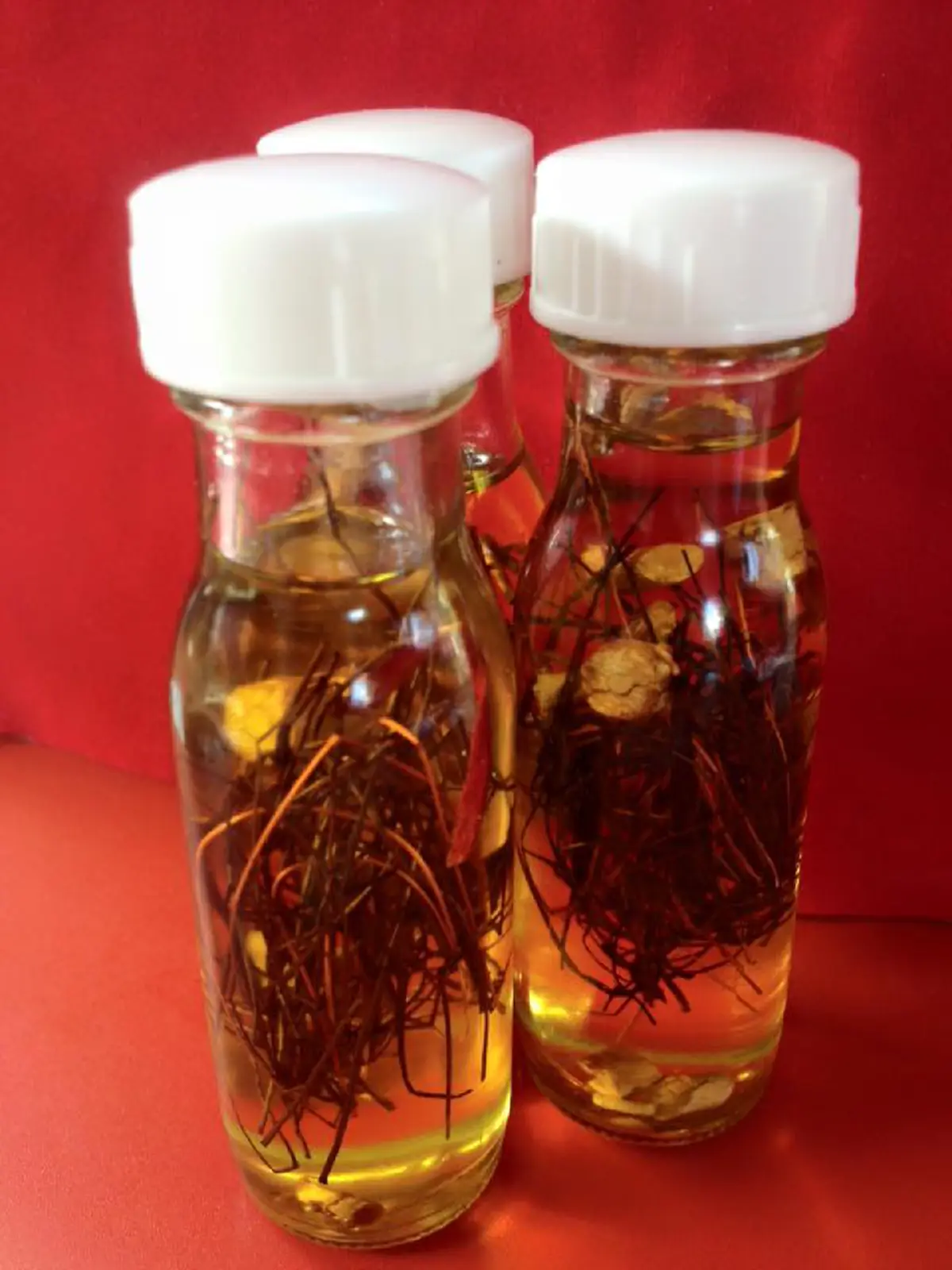 โอม หลง หลง มหาหลง สารพัดที่จะหลง ..สาวหลง,หนุ่มหลง,ผัวหลง,เมียหลง.."เถาวัลย์หลง"ของแรง ของดี ไม่ต้องเสก นิยมพกติดตัว เห็นผลมามาก..