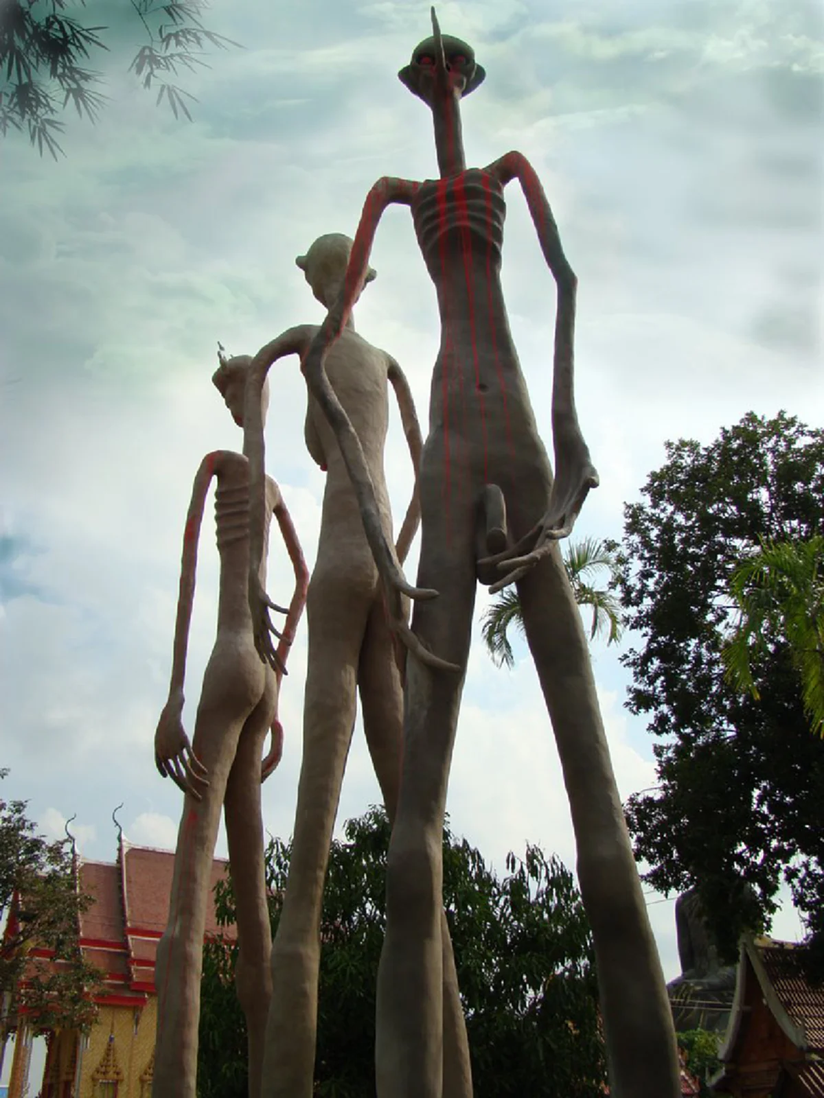 *นักแสวงบุญอ่านด่วนๆ!!!  แท้จริงแล้วตัวเองเป็น "นิสัยเทวดาทำบุญ" หรือ "นิสัยเปรตทำบุญ" เช็กให้ชัวร์ก่อนเป็น "เปรต" โดยไม่รู้ตัว!!!