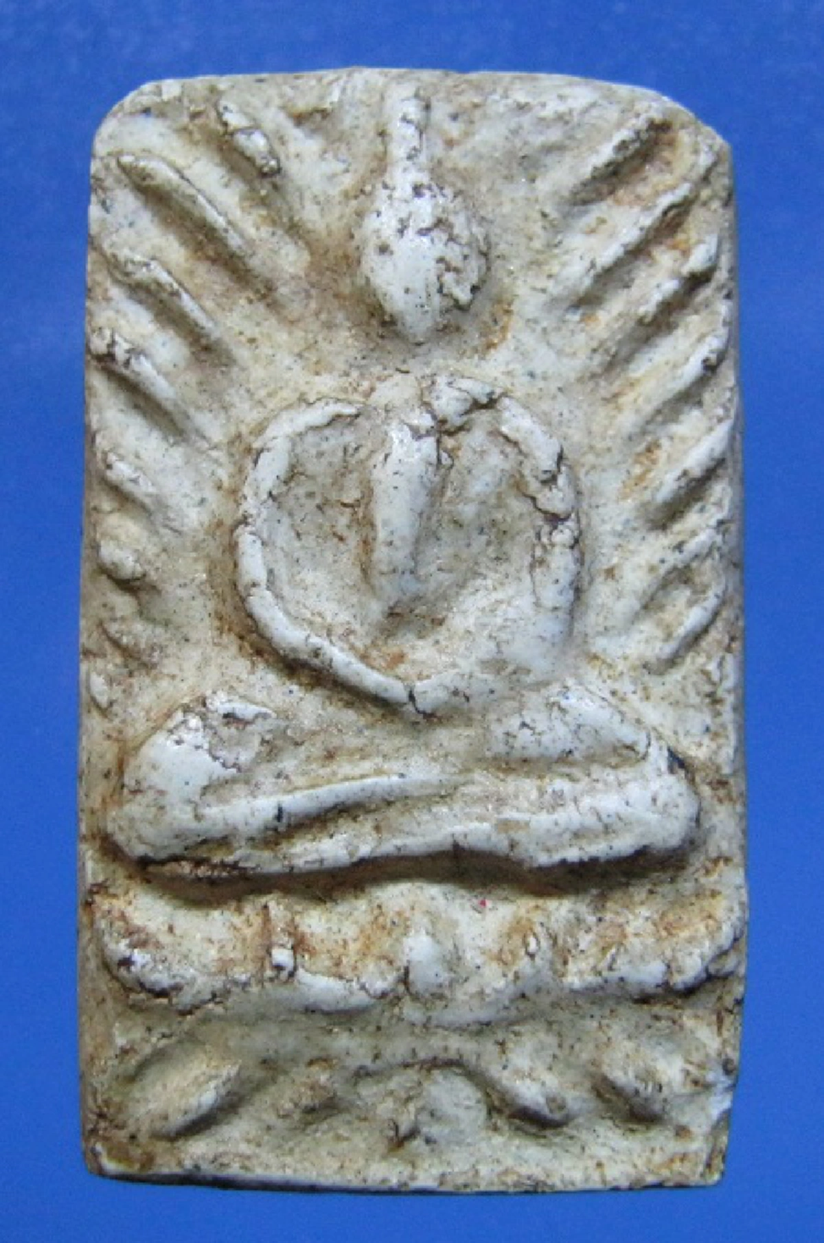 "หลวงพ่อเผือก วัดกิ่งแก้ว" เทพเจ้าแห่งปากน้ำ!!! ผู้เป็นศิษย์รักหลวงปู่ทอง เก่งไม่เป็นรองใคร พระเครื่องหายาก!! ยิ่งรุ่นขุดสระ ดีๆทุกด้าน...