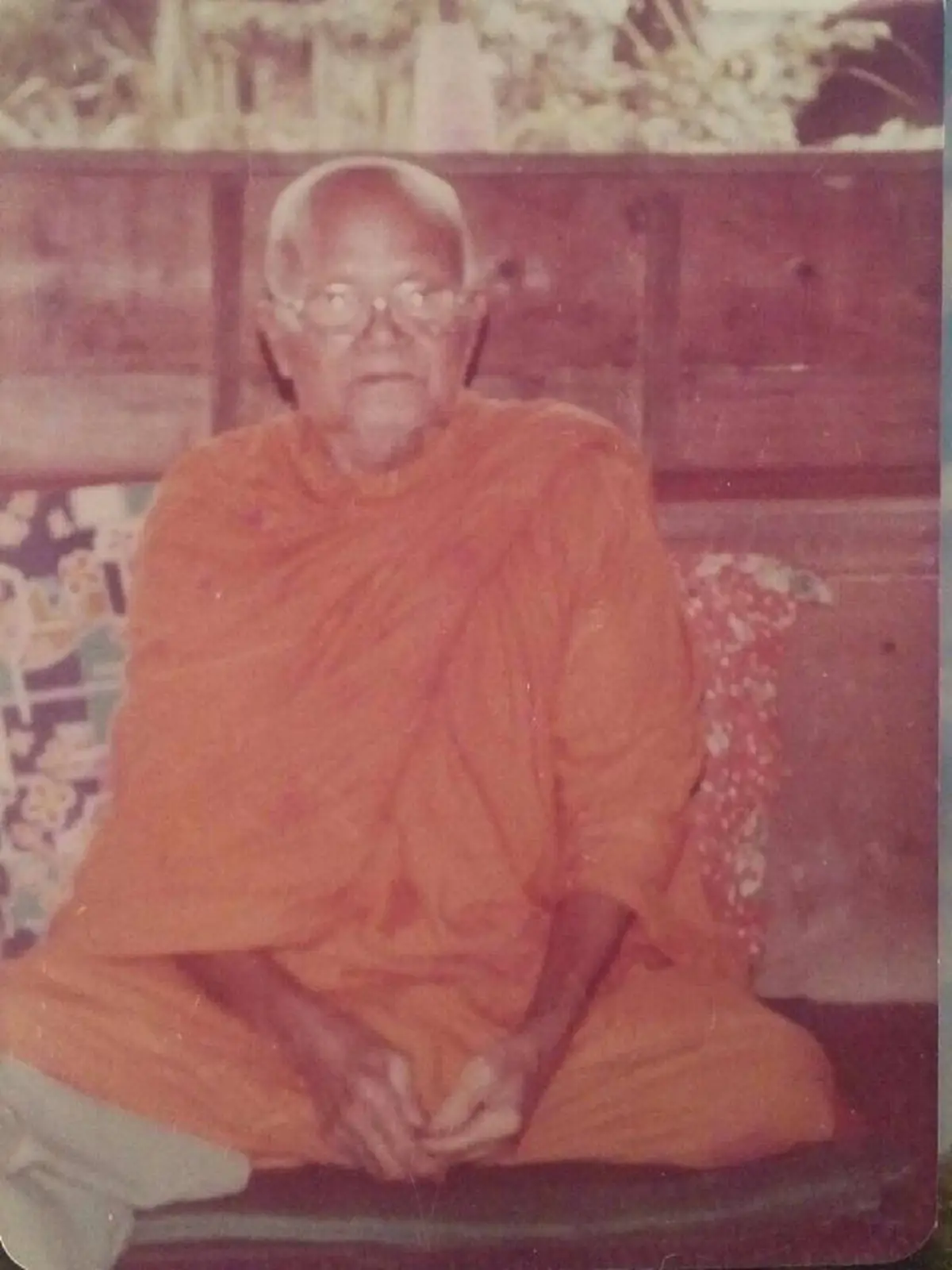 กูก็ศิษย์มีครู อย่าดูถูก ครูกูปลูกวิชาให้ .."หลวงปู่เกลี้ยง วัดตะกู" เจ้าตำรับ สายวิชาครูพ่อแก่ ศาสตร์ที่มากด้วยอิทธิฤทธิ์ แห่งแรงครู..