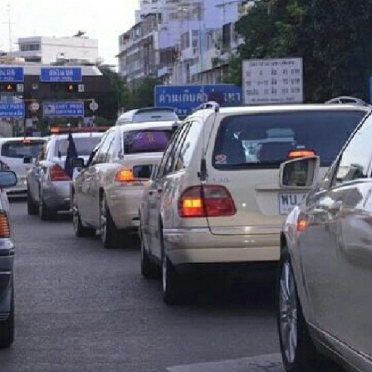 *เปิดเรื่องจริง!!! ครั้งรถขบวนเสด็จ ในช่วงจราจรติดขัด แต่ "สมเด็จพระเทพรัตนราชสุดาฯ" เลือกที่จะปล่อยให้รถพระที่นั่งติดอยู่ในท้องถนน!!!