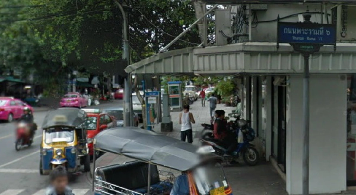 น้ำพระทัยแห่งพระพุทธเจ้าหลวง!! จากลายครามจีนสู่ชื่อบ้านนามเมืองแห่งสยาม นามมงคลพระราชทาน "ถนนรอบพระราชวังดุสิต" ที่หลายคนไม่เคยรู้มาก่อน !!