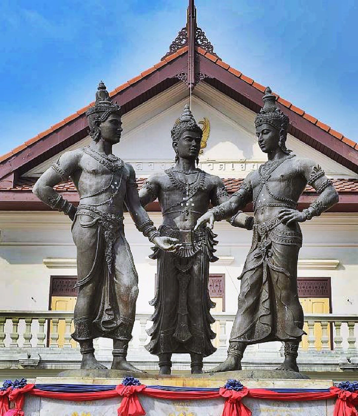 เรื่องเล่าแห่งอาณาจักรล้านนา!! กำเนิด "เมืองพะเยา" เปิดประวัติ "พญางำเมือง" เจ้าเมืองพะเยา เพื่อนร่วมน้ำสาบาน พ่อขุนรามคำแหงและพญามังราย!!