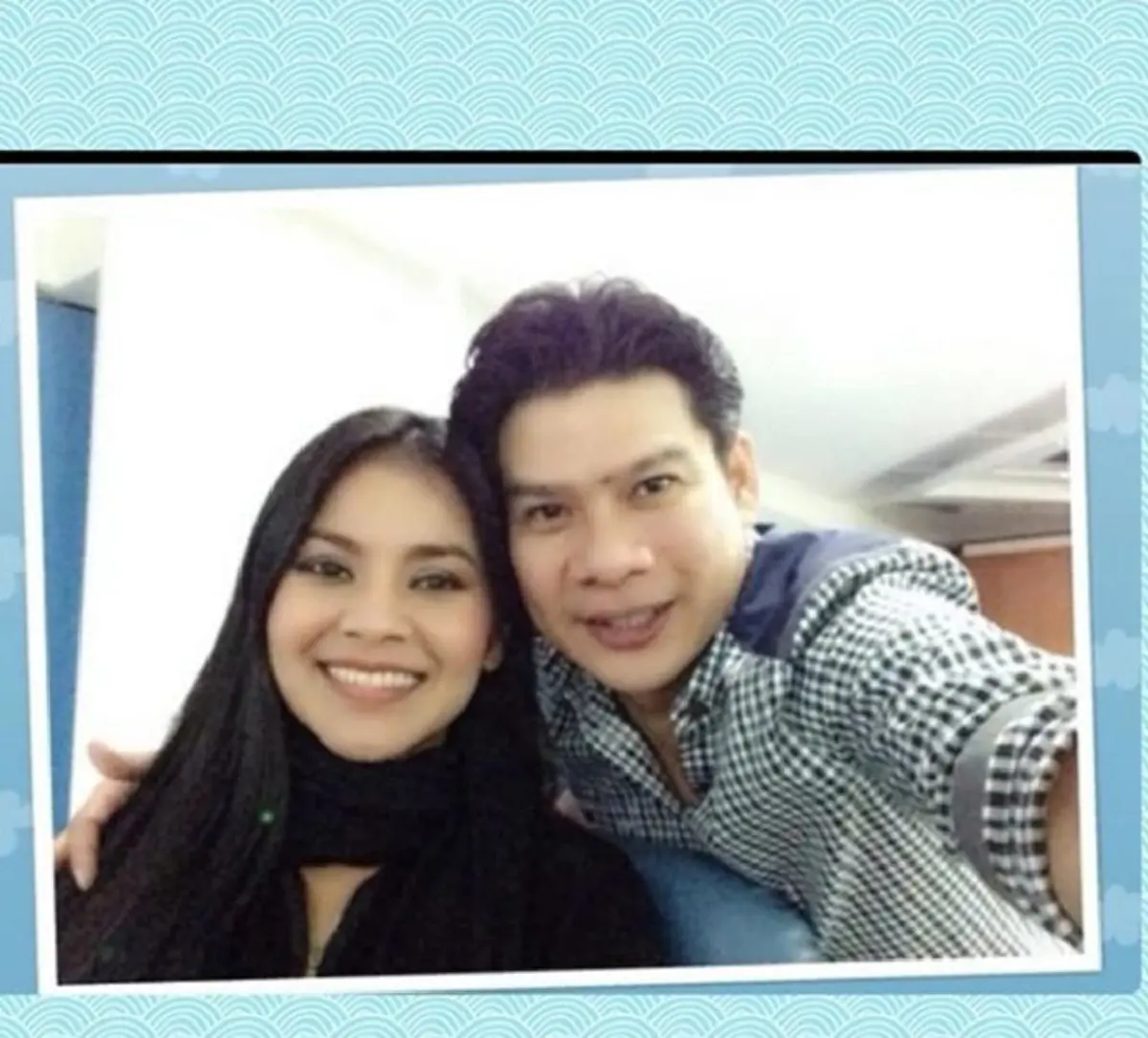 ล้วงลึกชีวิตคู่!!! "นุ้ย เชิญยิ้ม" เบื้องหน้าโดนแซ็วเป็นตลกเจ้าชู้ แต่ความจริงพลิกล็อคสุดๆ ถึงขั้นงัดหลักฐานเด็ดมาโชว์ ผมรักเมียยิ่งชีพ!?