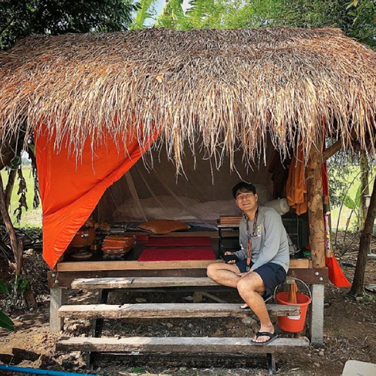 *ซึ้งในรสพระธรรม!!! "ลูกชาย" ตลกชื่อดัง "โหน่ง ชะชะช่า" หันหน้าพึ่งทางธรรม พบ"แก่นแท้ของชีวิต" ขอ"บวชอุทิศตน" ให้พุทธศาสนา!!! (มีคลิป)