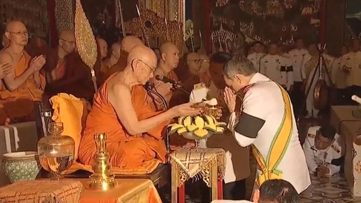 สมเด็จพระอริยวงศาคตญาณ สมเด็จพระสังฆราช (อัมพร อมฺพโร) ทรงอำนวยพรปีใหม่ไทย#เทศกาลวันครอบครัว