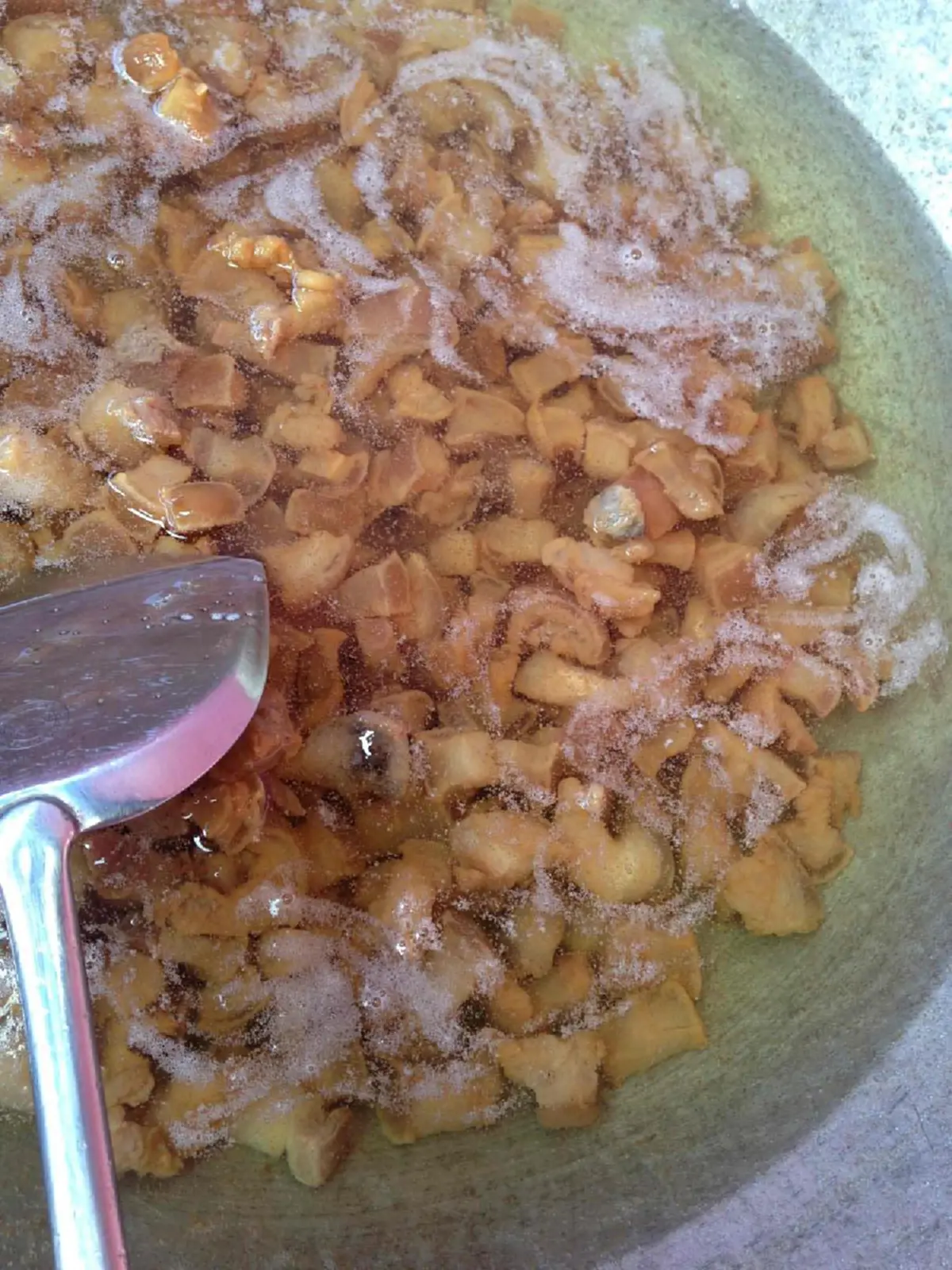 ตื่นตระหนกไปทั่วโลก!! เข้าใจผิดกันมานาน เรื่องของน้ำมันพืช- น้ำมันหมู กับโรคฮิตในไทย ...กระทบแน่ มะพร้าวจะมีราคา...ปัญหาจะเกิดกับปาล์ม!