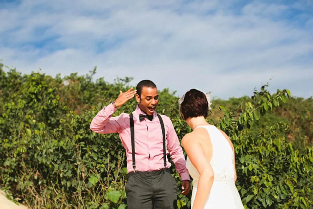 **น้ำตาลูกผู้ชาย !!! รวม 24 ภาพความประทับใจ หลัง "เจ้าบ่าว" ได้ยลโฉม "เจ้าสาว" เป็นครั้งแรกก่อนเริ่มพิธีวิวาห์ ! (ภาพ)