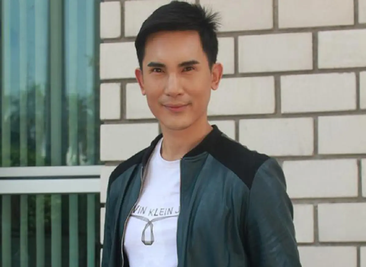 ลาจอละครไปหลายปี!! นักแสดงสุดฮอท "บี๋ สวิช" อดีตพระเอกช่อง7 กับภาพล่าสุดของเขาในวัย 43 ปี หล่อกระชากใจไม่เคยเปลี่ยน ??