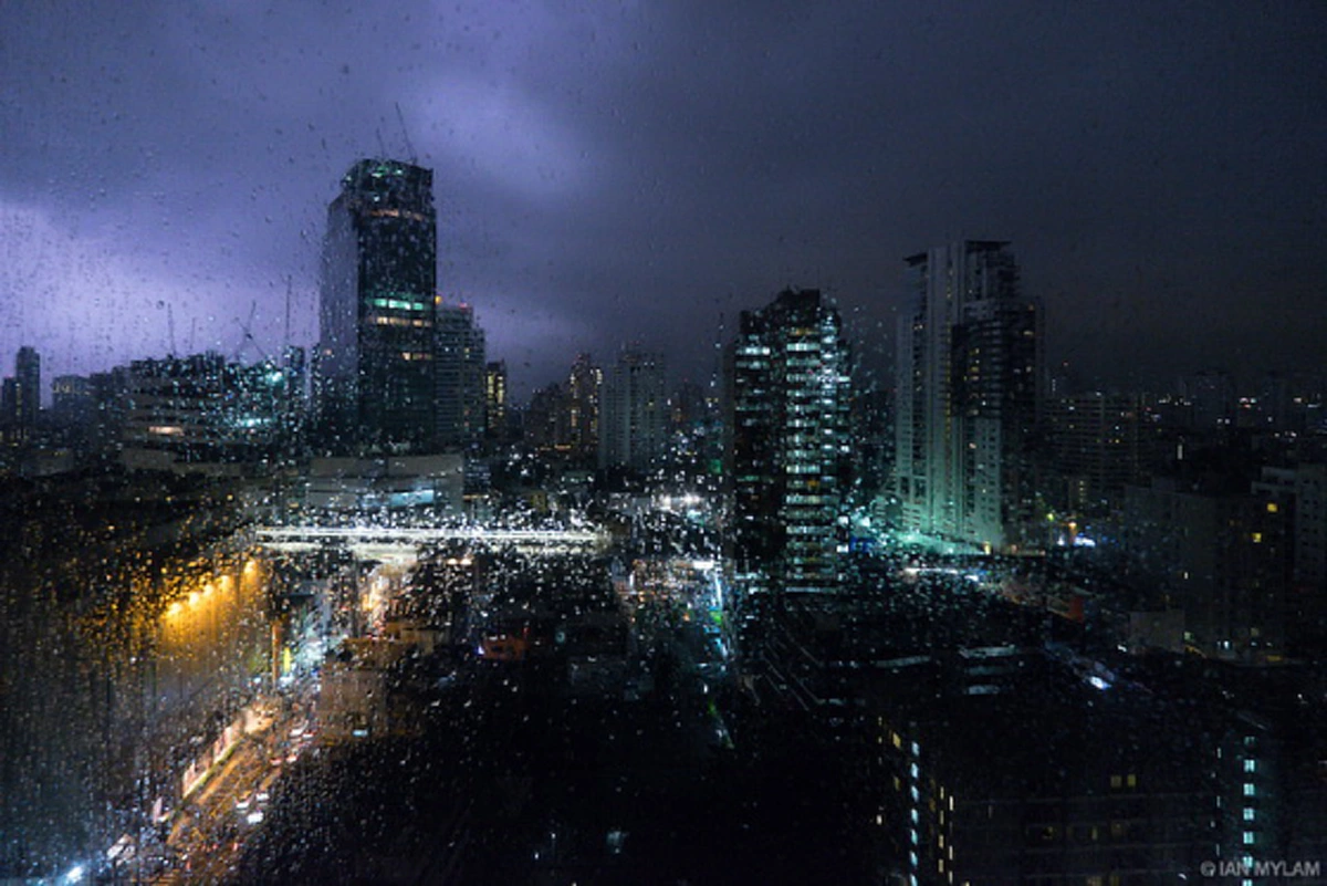 วันนี้ฝนตกหนัก รีบแชร์ต่อ..!! “กรมอุตุฯ” เตือน มรสุมตะวันตกเฉียงใต้กำลังแรงขึ้น ทำให้พื้นที่ต่อไปนี้ ....ฝนตกหนัก (รายละเอียด)