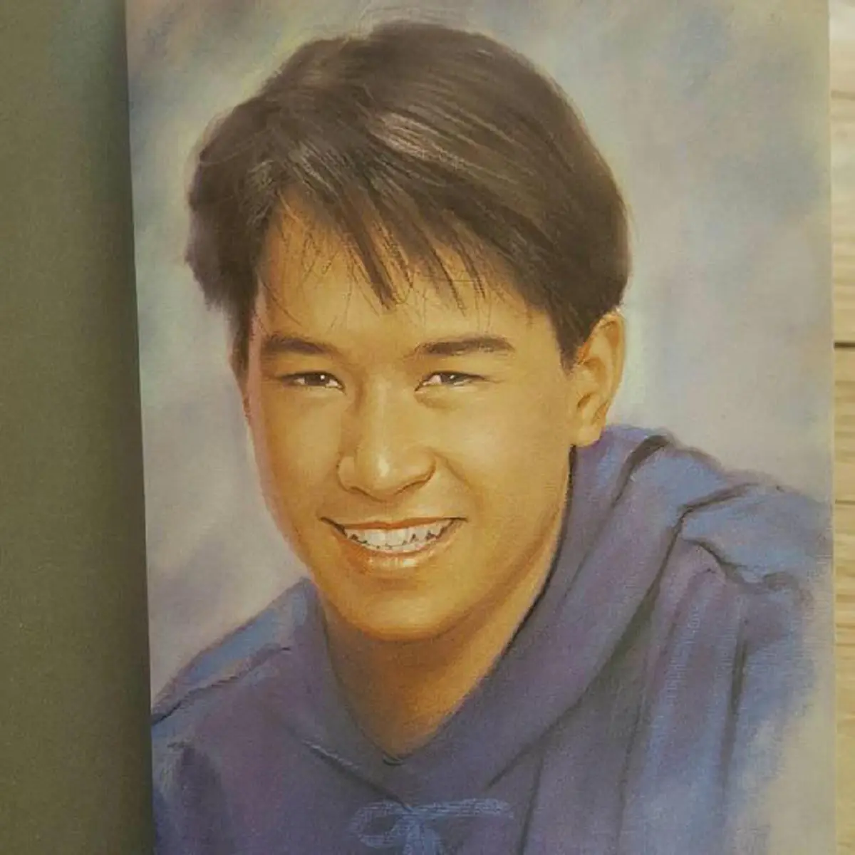 ***มองแล้วมองอีก !! อดีตพระเอกดังยุค 90 "สายฟ้า เศรษฐบุตร" ที่หันหลังให้วงการบันเทิง ล่าสุดเปลี่ยนไปจนแทบจำไม่ได้ !?